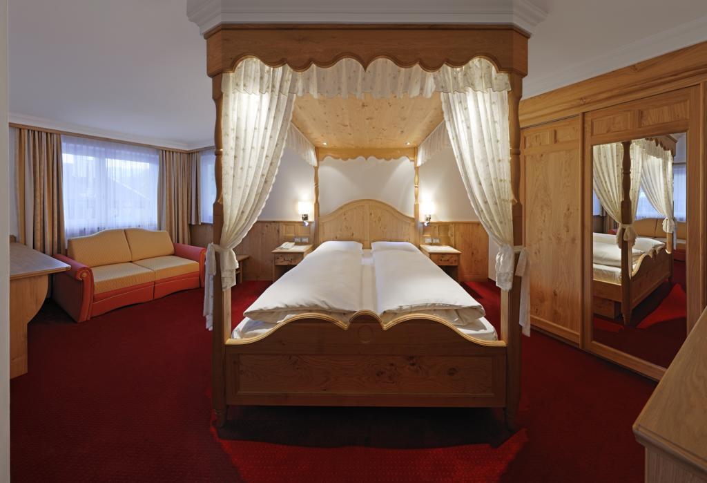 Hotel Ingram Сельва-ді-Валь-Гардена Номер фото