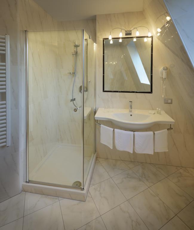 Hotel Ingram Сельва-ді-Валь-Гардена Номер фото
